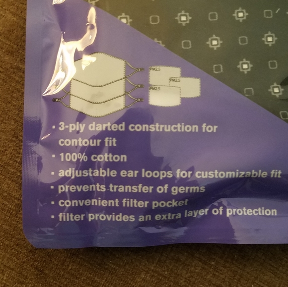 3 Cotton Facemasks with filters - Picture 3 of 5